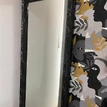 Esty 招待所