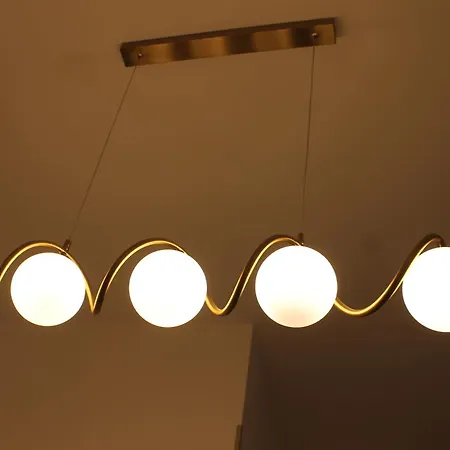 招待所 Esty